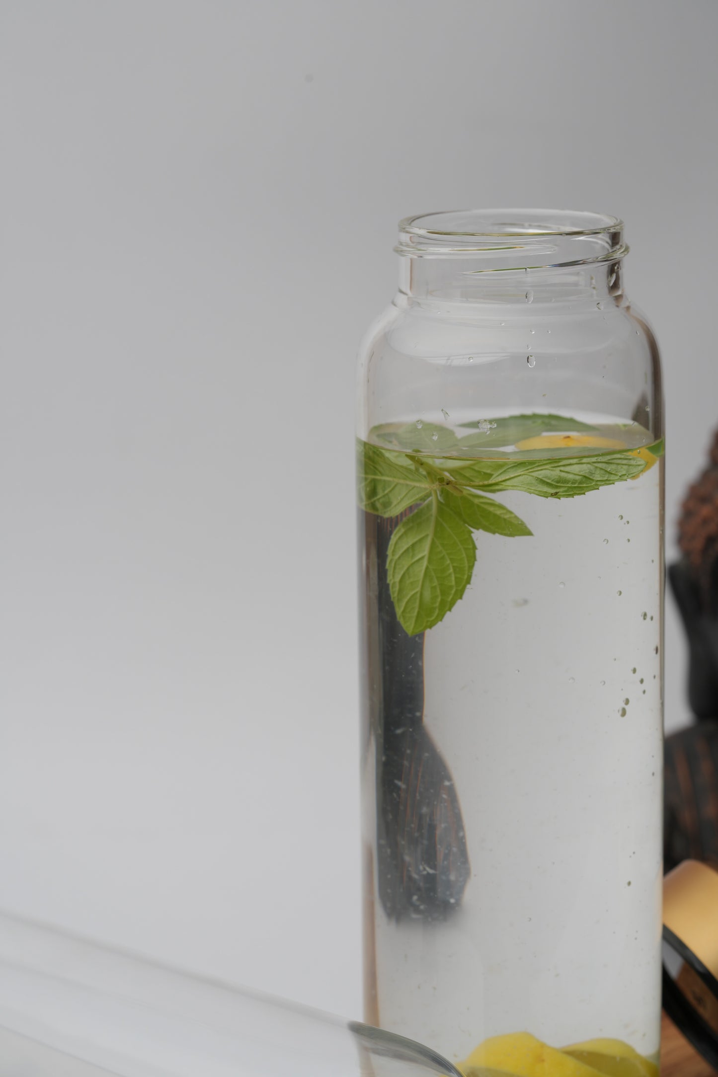 Premium Borosilicate Glass Bottle 1 Litre