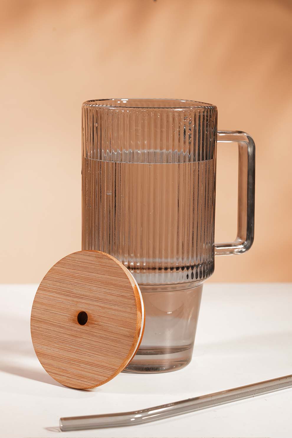 Stan Smoke Glass Tumbler with Wooden Lid & Glass Straw (750ml)