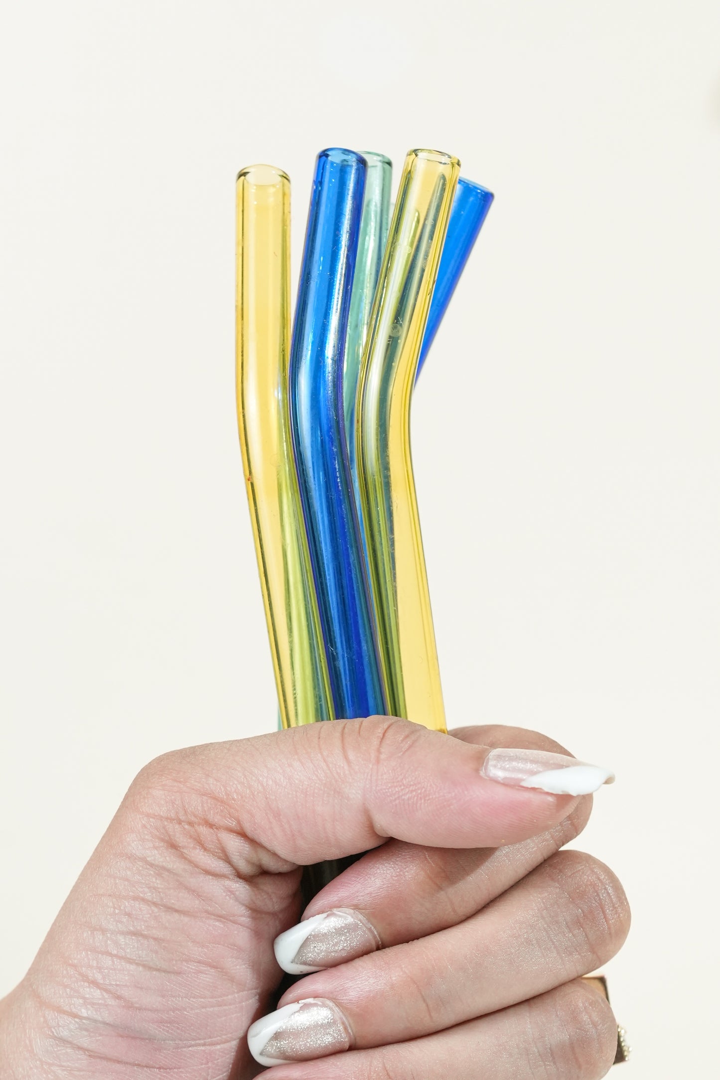 Coloured Glass Straws Set of 6 with Straw Cleaner (20cm)