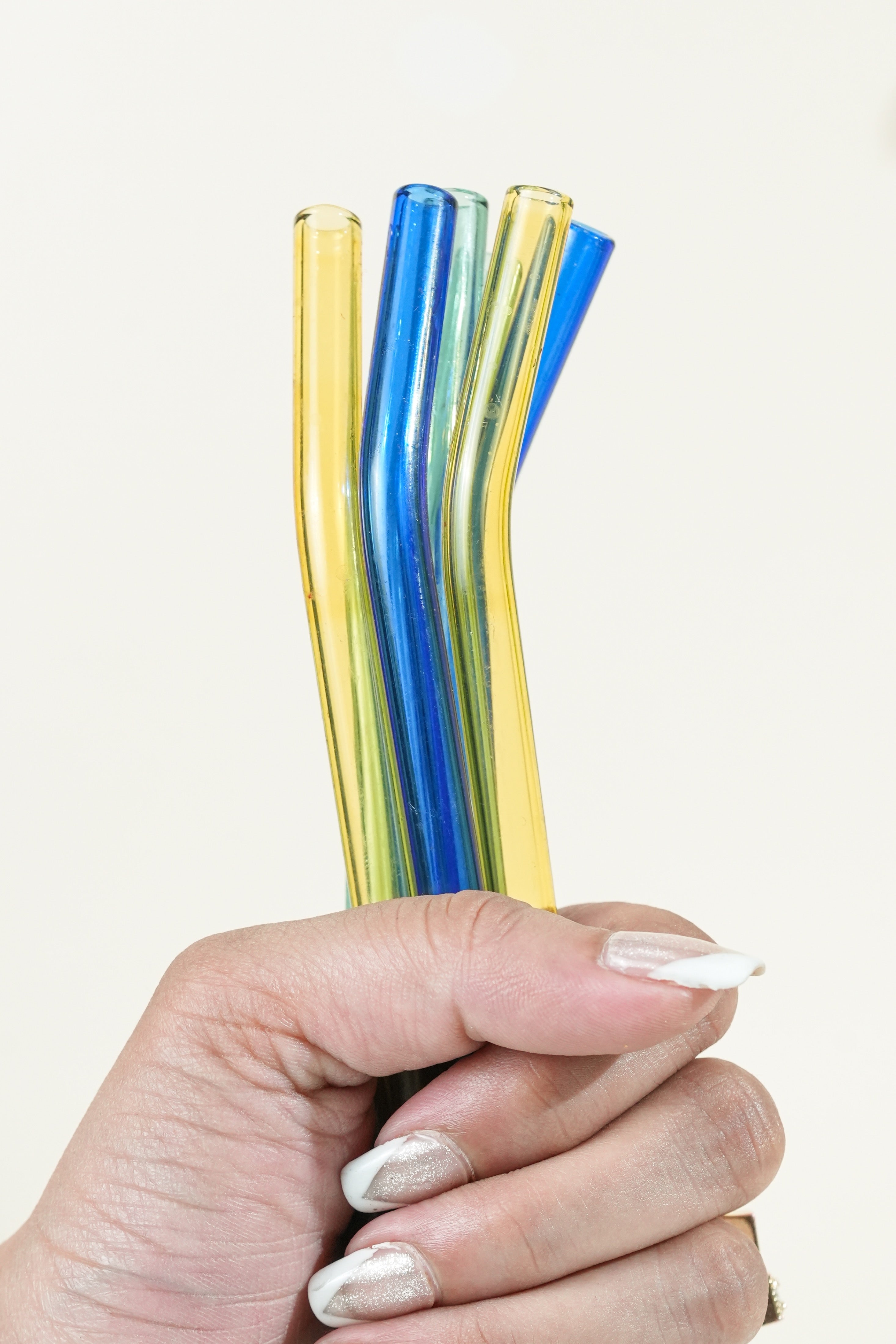 Coloured Glass Straws Set of 6 with Straw Cleaner (20cm)