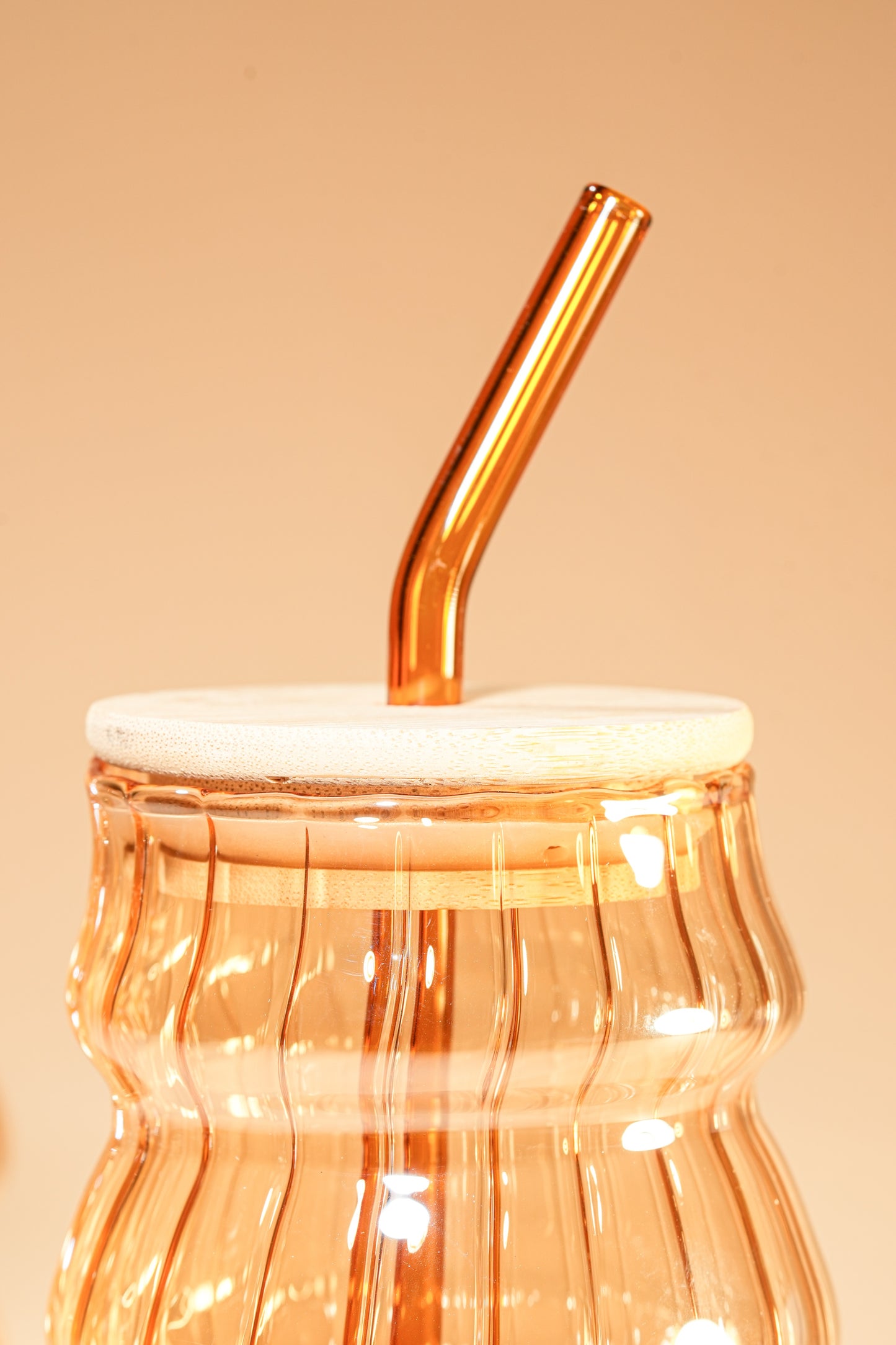 Amber Ripple Glass Tumbler with Wooden Lid & Glass Straw Set of 2 (480ml)