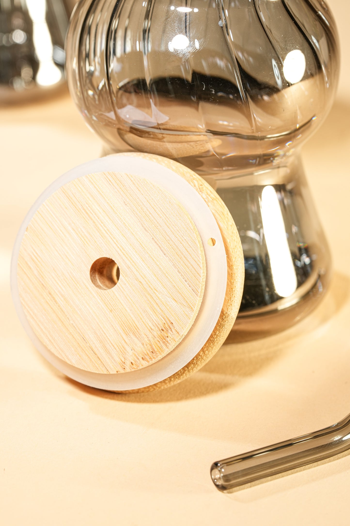 Smoke Wave Glass Tumbler with Wooden Lid & Glass Straw Set of 2 (480ml)